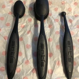 Artis brush set
